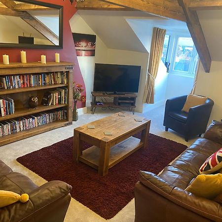 County Loft Penthouse Apartment Whitby Extérieur photo
