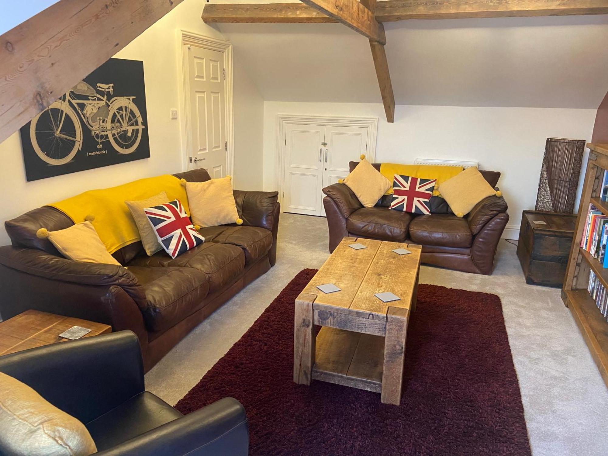 County Loft Penthouse Apartment Whitby Extérieur photo